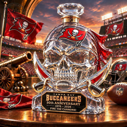 🏴‍☠️ Pirate Skull Crystal Whiskey Decanter – Collector's Edition Barware & Gift