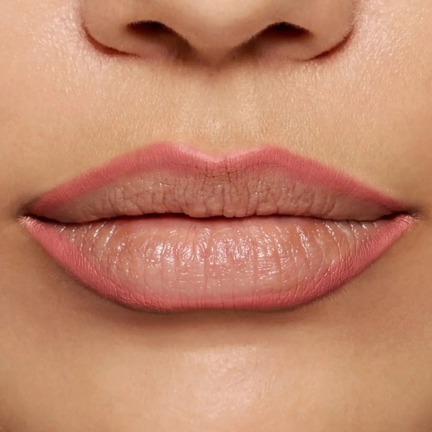 🔥HOT SALE🎁Easy Glide Lip Liner — Creamy, Blendable Color with Smooth Application